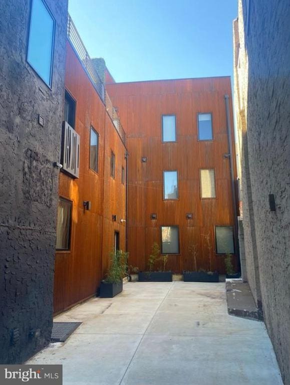 property at 1328 S 9th St