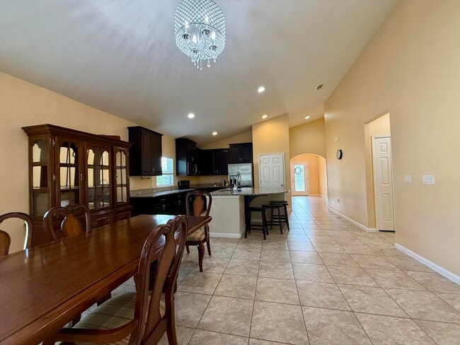 5997 Ridge Lake Cir in Vero Beach, FL - Building Photo - Building Photo