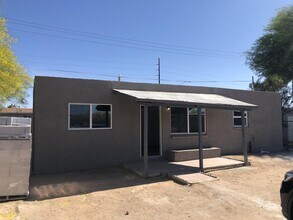 235 W Kentucky St in Tucson, AZ - Building Photo - Building Photo