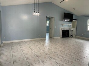 125 Cranfield Ct in Orlando, FL - Building Photo - Building Photo