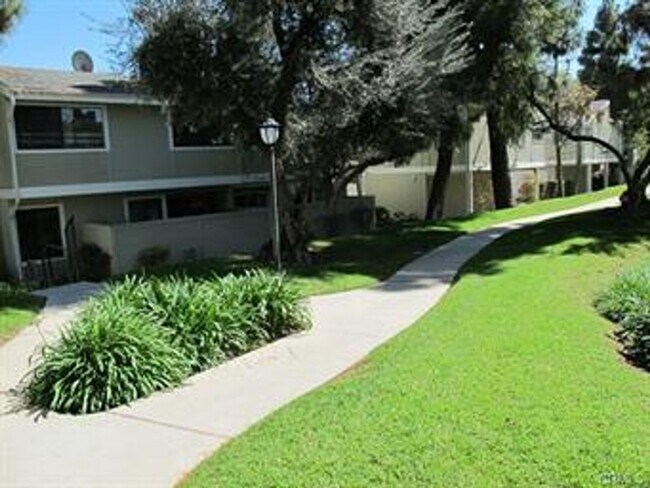 property at 22137 Burbank Blvd