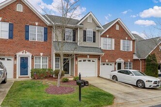 4475 Piedmont Trace Dr in Greensboro, NC - Building Photo - Building Photo