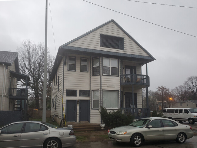 303 Chandler Ave in Evansville, IN - Building Photo - Building Photo