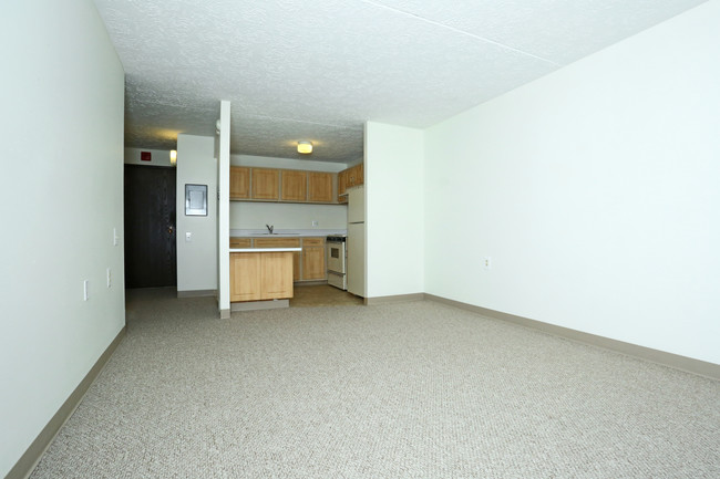 Wayne Tower Senior Apartments in Wayne, MI - Foto de edificio - Interior Photo