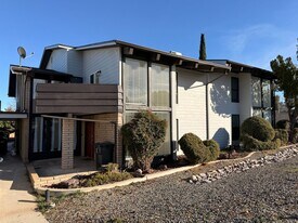 1131 Tapadero Dr in Dewey, AZ - Building Photo