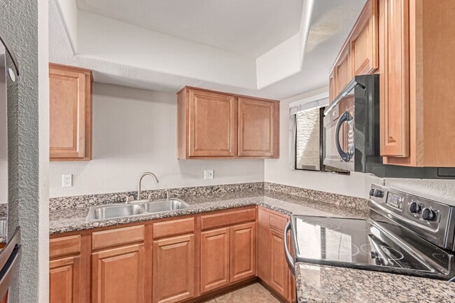 property at 835 N Granite Reef Rd