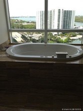 16001 Collins Ave-Unit -1406 in North Miami Beach, FL - Building Photo - Building Photo