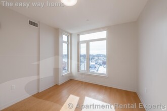 77 New St, Unit #108 in Cambridge, MA - Building Photo - Building Photo