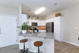 6099 W Rayford Rd in Spring, TX - Building Photo