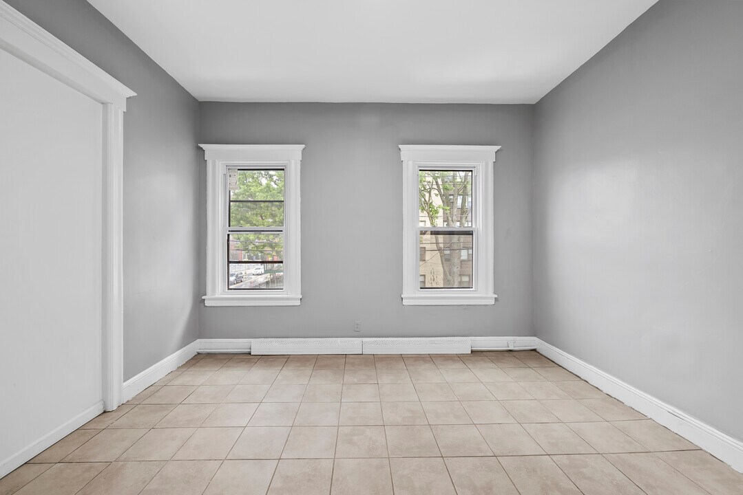 237 20th Ave, Unit 2 in Paterson, NJ - Foto de edificio