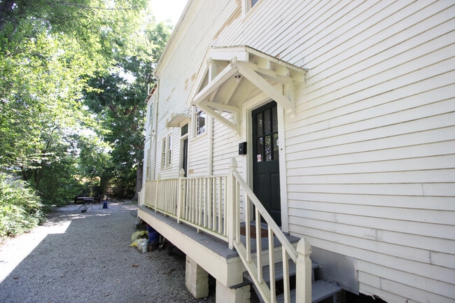 7815 Birch St, Unit 7815 in New Orleans, LA - Foto de edificio - Building Photo