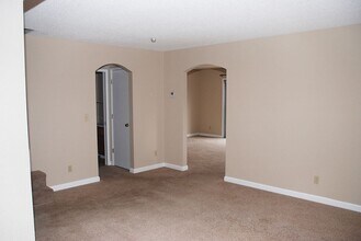 2802 Ashley Park Dr in Sparks, NV - Building Photo - Building Photo