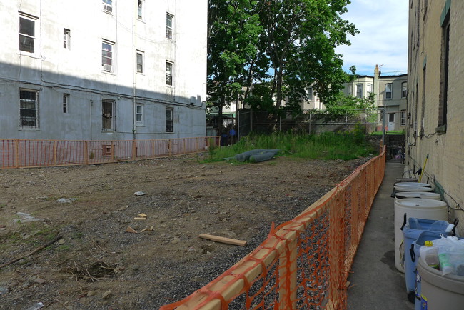329 Lincoln Rd in Brooklyn, NY - Building Photo - Building Photo