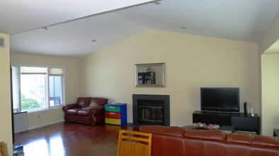 38 Valley View Dr in Basking Ridge, NJ - Building Photo - Building Photo