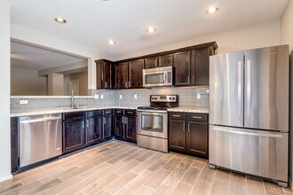 1283 E Clifton Ave in Gilbert, AZ - Building Photo - Building Photo