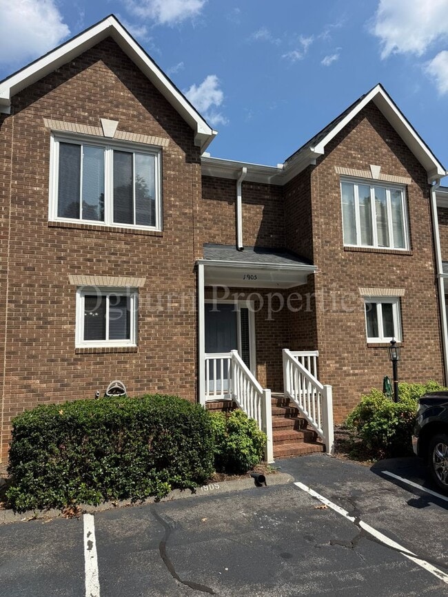 property at 1905 Winding Ridge Ct
