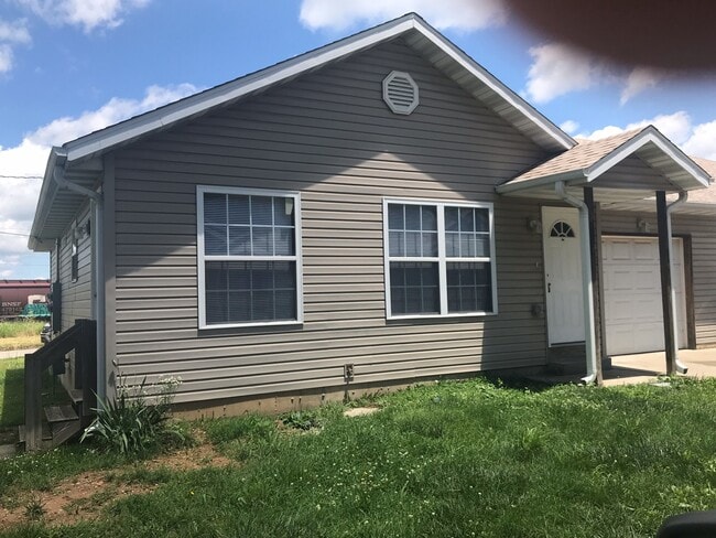 property at 1454 N Fulbright Ave