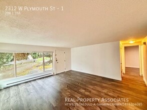 2312 W Plymouth St in Seattle, WA - Building Photo - Building Photo