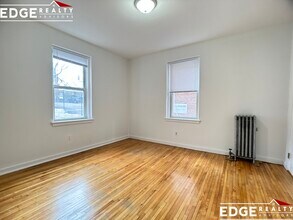 160 Strathmore Rd, Unit 8 in Boston, MA - Building Photo - Building Photo