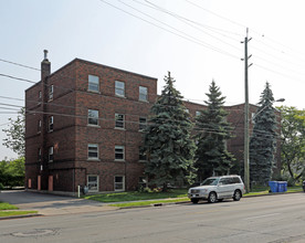 Aberdeen Apartments in Hamilton, ON - Building Photo - Building Photo