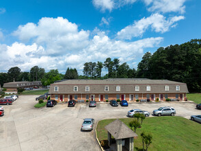 Oak Ridge Condominiums in Oakwood, GA - Building Photo - Building Photo