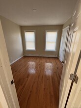 144 Cowles St in Bridgeport, CT - Building Photo - Building Photo