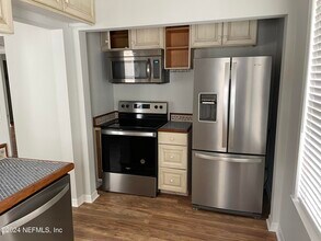 2114 2nd St S in Jacksonville Beach, FL - Building Photo - Building Photo