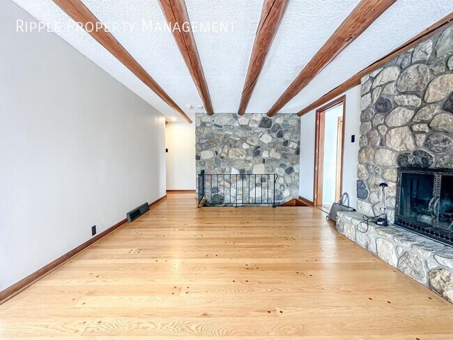 6407-6458 58 St NW in Calgary, AB - Building Photo - Building Photo