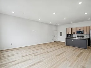 1112 E Berks St in Philadelphia, PA - Foto de edificio - Building Photo