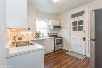 4830 Wright Ter in Skokie, IL - Building Photo - Building Photo