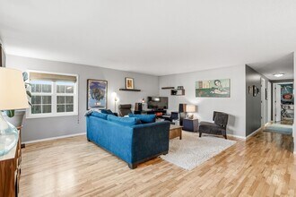 5336 SE Malden St in Portland, OR - Building Photo - Building Photo