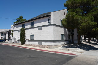 The Maverick and Hidden Village Apartments in Las Vegas, NV - Building Photo - Building Photo