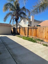 1872 Sonoma Ave in Los Banos, CA - Building Photo - Building Photo