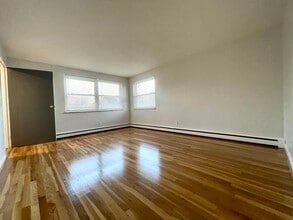 4191 Hoffman Ave, Unit 3 in Deer Park, OH - Building Photo - Building Photo
