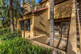 4901 S Calle Los Cerros Dr in Tempe, AZ - Building Photo - Building Photo