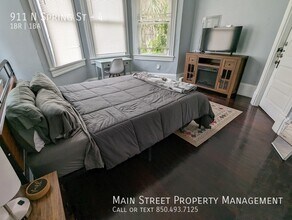 911 N Spring St-Unit -4 in Pensacola, FL - Building Photo - Building Photo