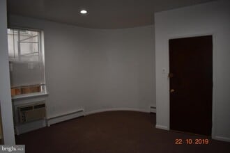 138 W Market St in West Chester, PA - Building Photo - Building Photo