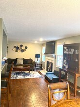 32 N Hill Dr in Buffalo, NY - Building Photo - Building Photo