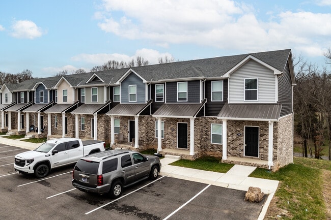 1115 Hillwood Dr