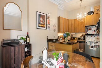 182 W Brookline St, Unit 2 in Boston, MA - Building Photo - Building Photo