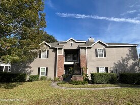 10000 Gate Pkwy in Jacksonville, FL - Building Photo