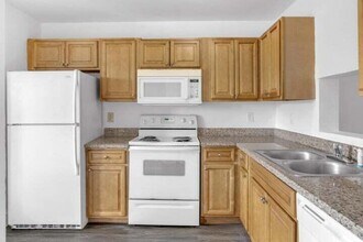 7951 Southgate Blvd in North Lauderdale, FL - Building Photo - Building Photo