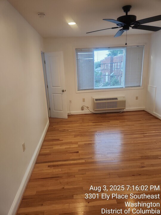 3301 Ely Pl SE in Washington, DC - Foto de edificio