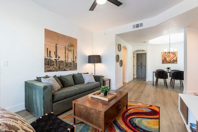 15608 N 71st St in Scottsdale, AZ - Building Photo - Building Photo