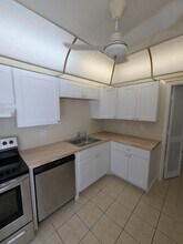 4172 Inverrary Dr, Unit 312 in Lauderhill, FL - Building Photo - Building Photo
