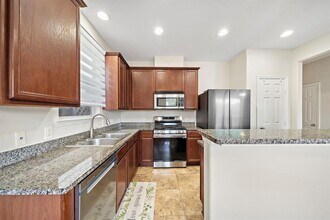 1919 Harwood Springs Dr in Houston, TX - Building Photo - Building Photo