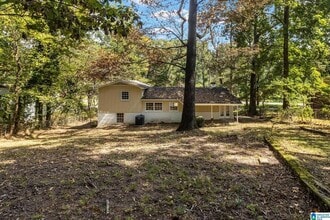 2344 3rd Way NE in Center Point, AL - Foto de edificio - Building Photo
