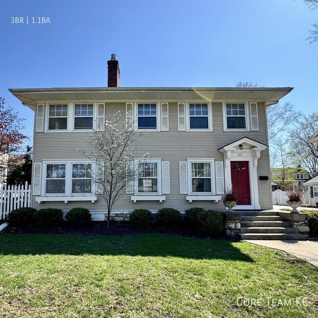 property at 411 W 60th Terrace