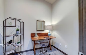 14920 Manor Way in Lynnwood, WA - Building Photo - Building Photo