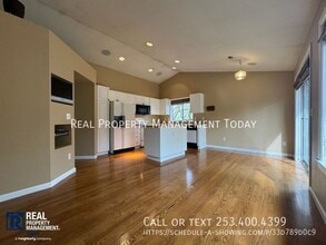 6404 87th St E in Puyallup, WA - Building Photo - Building Photo